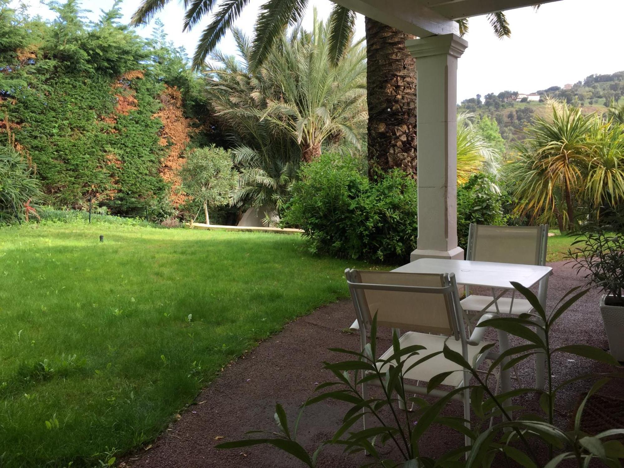 L'Oasis-Les Issambres Bed and Breakfast Δωμάτιο φωτογραφία